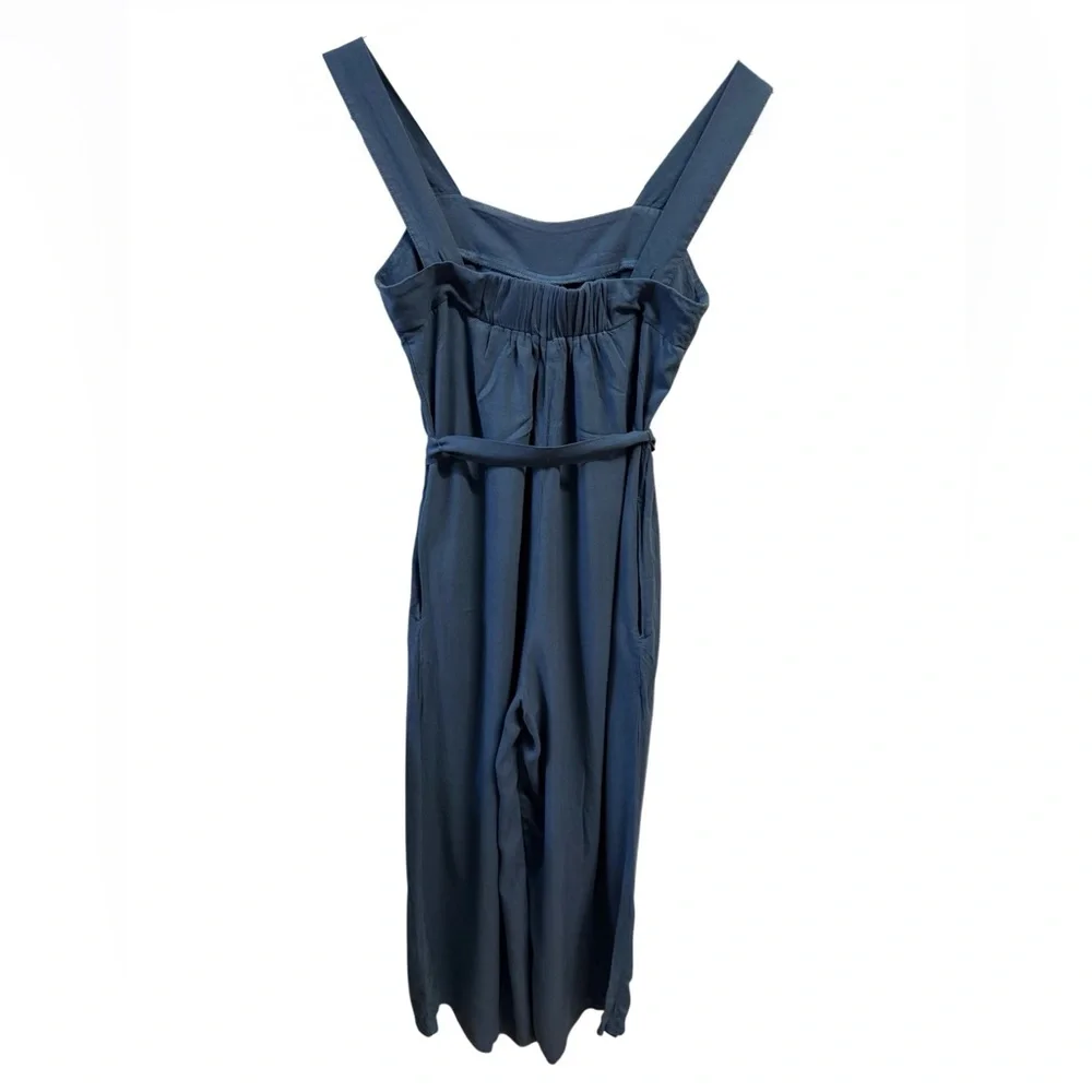 Abercrombie & Fitch Elegant Navy Blue Wide-Leg Belted Jumpsuit size XSP